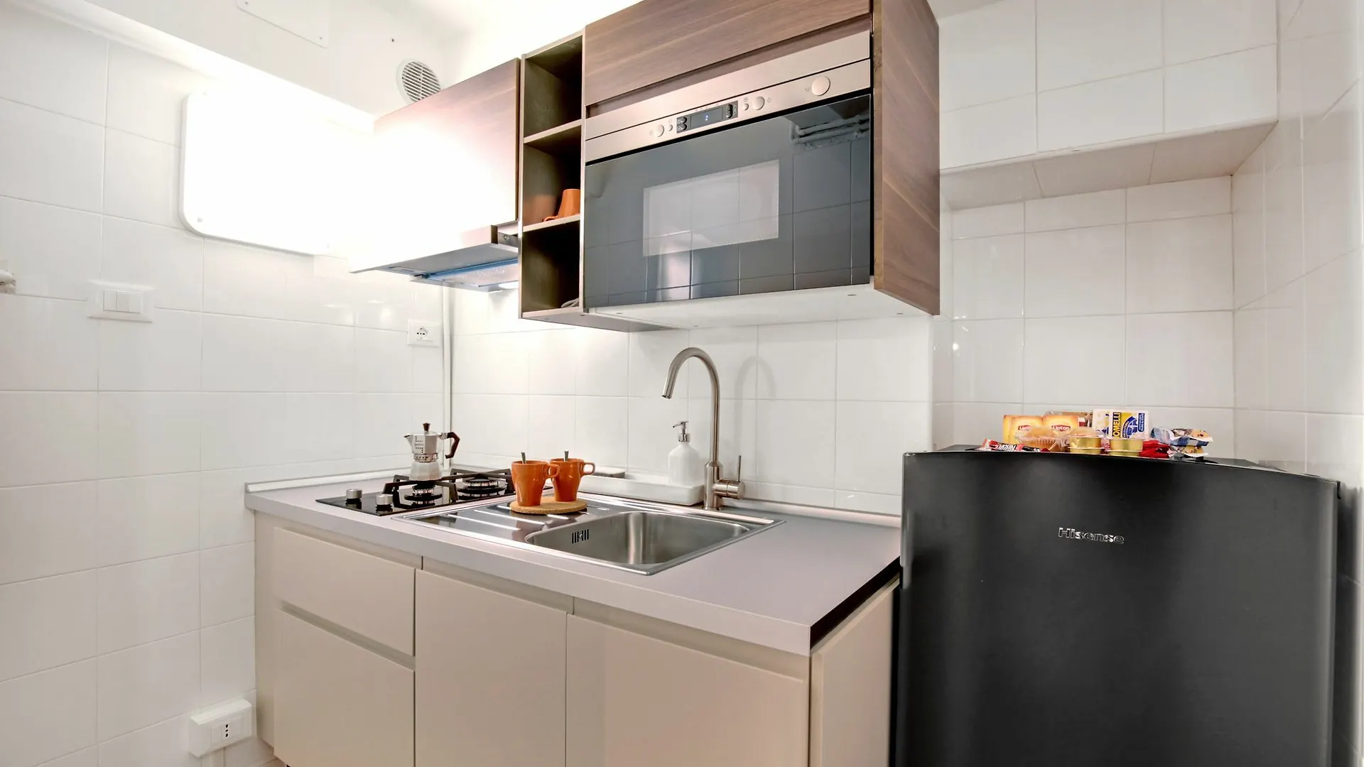 Venice Apartment Overlooking Grand Canal