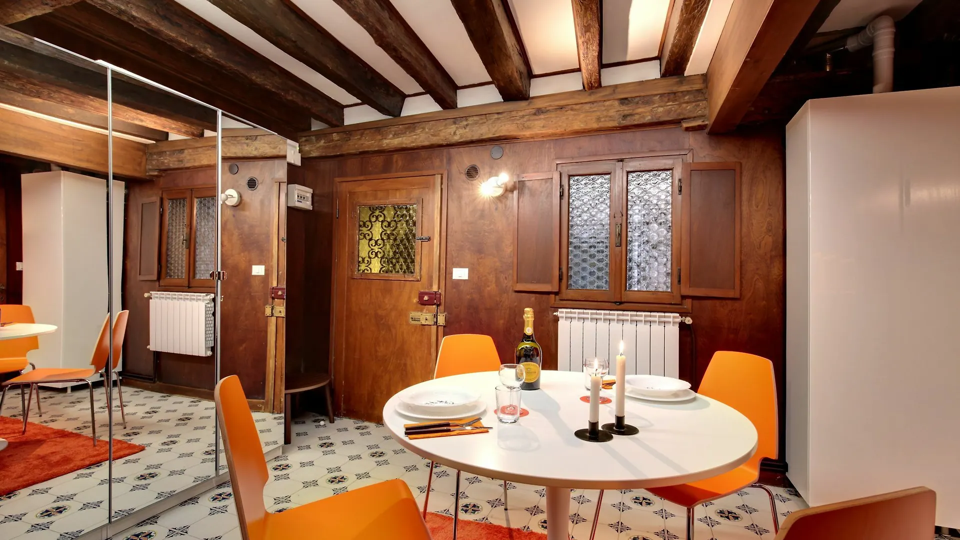 Venice Apartment Overlooking Grand Canal 0*,  Italy